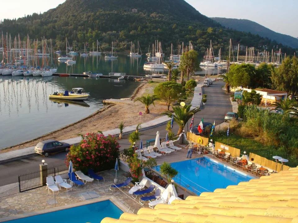 nidri-port-lefkada-ledovanje-agencija-for_you_putovanja (3)