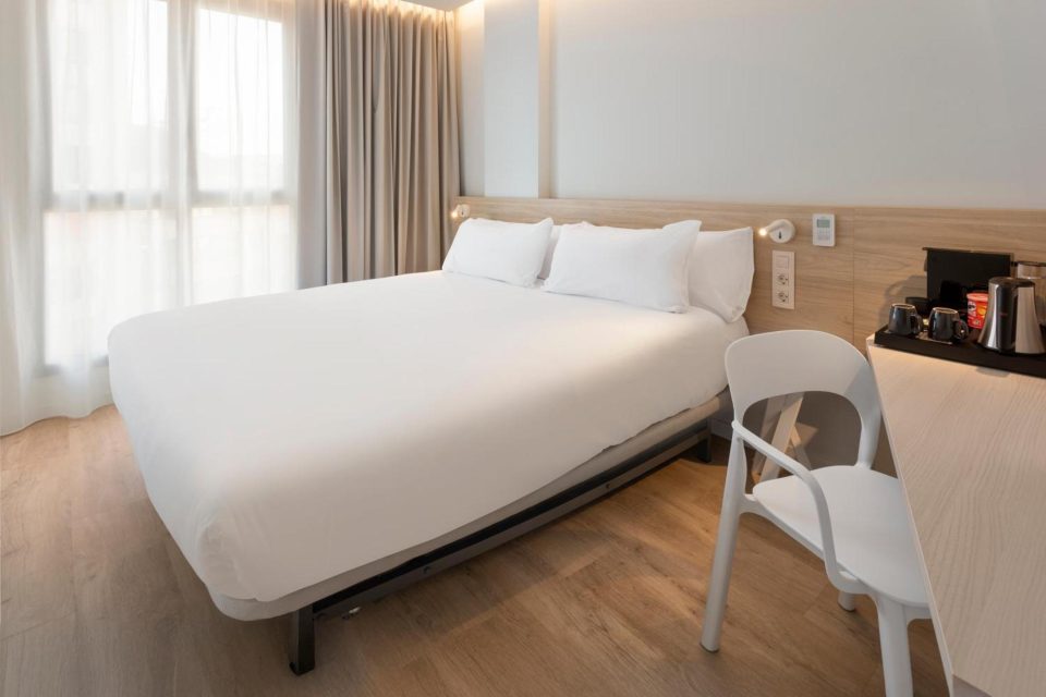 b-b-hotel-alicante-centro-alicante-photo-26
