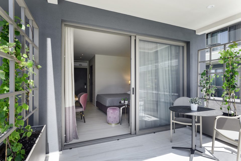 Serenity-Suites—Balkon